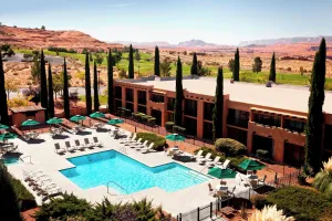 Image of Courtyard Page at Lake Powell