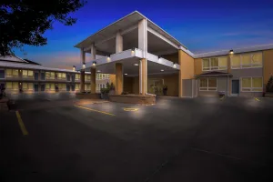 Image of Best Western Lee's Motor Inn