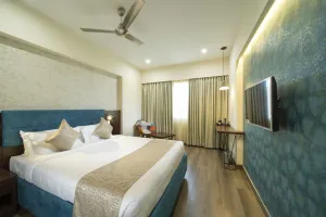 Image of ICON Boutique by Bhagini