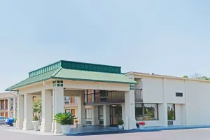 Image of Baymont by Wyndham Troy