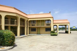 Image of Days Inn by Wyndham Southaven MS