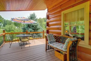 Image of Lakewood Lodge Escape with Fire Pit
