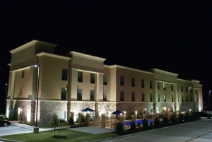 Image of Hampton Inn & Suites Center