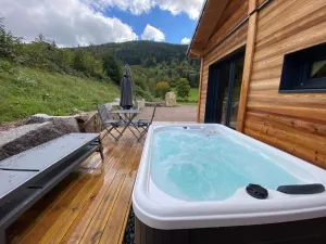 Image of Les Chalets Perce Neige & Jacuzzi privatif, proximité Gerardmer & La Bresse
