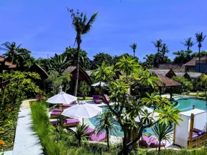 Image of Paradesa Living