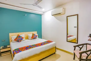 Image of FabExpress Rama - Rohini Sector 24
