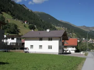 Image of Large Holiday Apartment With Large Balcony in Kappl