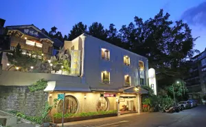 Image of Phoenix Pavilion Hot Spring Hotel