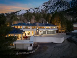 Image of Top Olympus Luxury Estate Spa+Pool+Pickleball+more by RedAwning