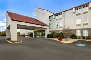 Image of Red Roof Inn PLUS+ Boston - Logan