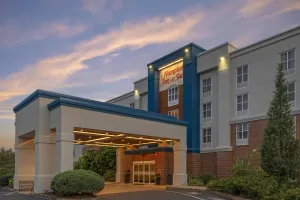Image of Hampton Inn & Suites Plymouth