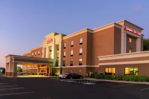 Image of Hampton Inn & Suites Marshalltown