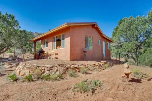 Image of Kanab Studio Escape: Stargaze, Hike, Relax!