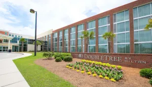 Image of DoubleTree by Hilton Hotel and Suites Charleston Airport