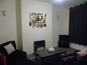 Image of Lovely 2-bed House in Bolton Greater Manchester