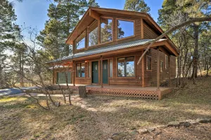 Image of Pagosa Lakes Mountain Hideout with Community Perks!