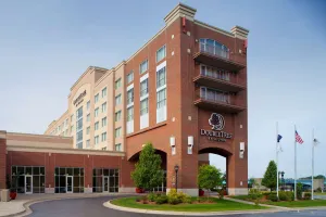 Image of DoubleTree by Hilton Bay City - Riverfront