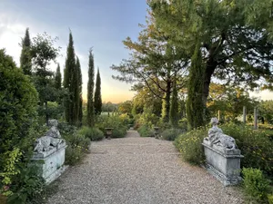 Image of Les Jardins Haute Couture