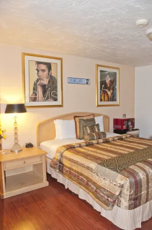 Image of El Trovatore Motel