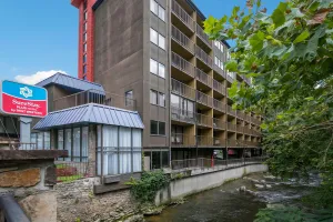 Image of SureStay Plus Hotel by Best Western Gatlinburg