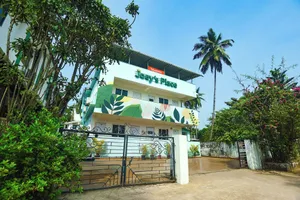 Image of FabExpress Joey's Place - Nr Panjim