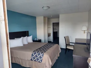 Image of Vernal Inn