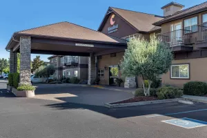 Image of Comfort Inn & Suites Ukiah Mendocino County