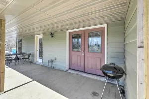 Image of 'kimberly's Hope' Clark Apt on Farm w/ Pool Access