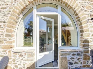 Image of Welcoming Holiday Home in Brainville with Fenced Garden