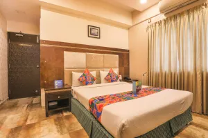 Image of FabHotel Frazer Suites - Nr Bangalore Cantt Railway Station