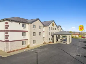 Image of Super 8 by Wyndham Uniontown PA