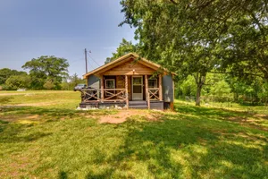 Image of Cozy Cabin Near Lake Hartwell & Clemson University