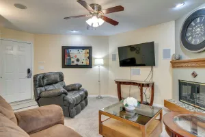 Image of Englewood Apt with Patio in Denver Tech Center