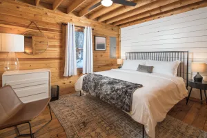 Image of Red Feather Cabins 270