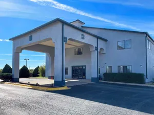Image of Econo Lodge Inn & Suites Sweetwater I-20