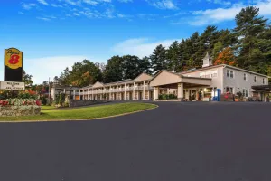 Image of Super 8 by Wyndham Lake George/Downtown