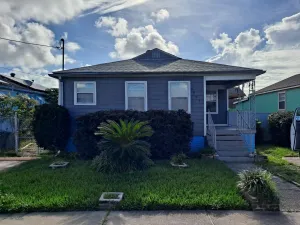 Image of 3-2 Gentilly Gem Close to Everything