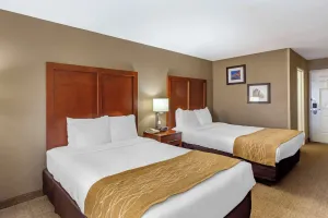 Image of Comfort Inn Gurnee near Six Flags