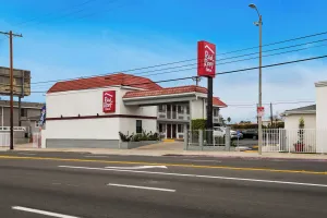Image of Red Roof Inn Carson - Wilmington, CA