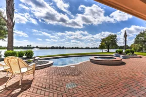 Image of Lakefront Houston House - 1 Mi to Space Center!