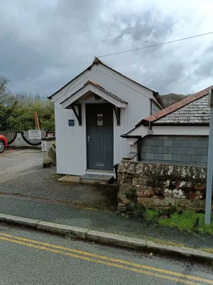 Image of Beautiful 1-Bed Riversi Cottage Located in Malpas