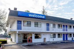 Image of Motel 6-Porterville, CA