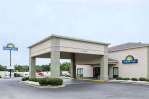 Image of Days Inn by Wyndham Lugoff
