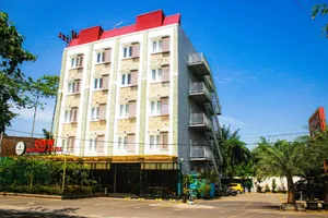 Image of CREW EXPRESS Hotel