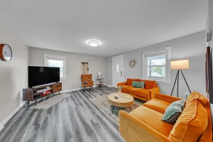Image of Pet-friendly 4br Near Kennywood & Pittsburgh 4 Bedroom Home