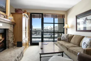 Image of 224 Chapel Square condo