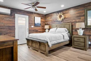 Image of 11 Chelsea Place 1 Bedroom Condo by RedAwning