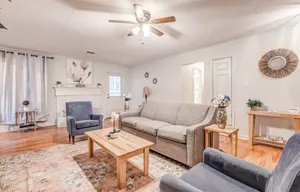 Image of Near Parks & Shopping- Hickory Ridge Hideaway