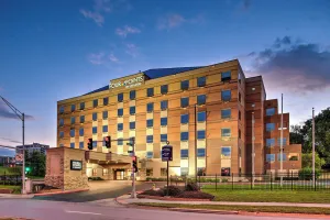 Image of Four Points by Sheraton Omaha Midtown