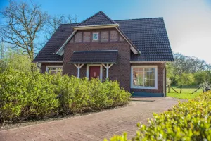 Image of Family Escape with Garden